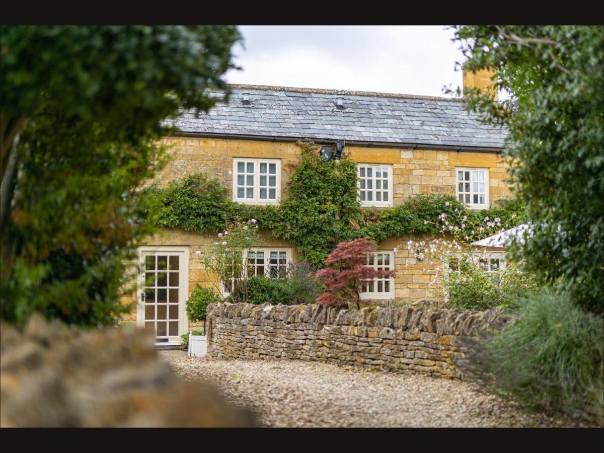 Wisteria Cottage , Pretty Cotswold Cottage Close To Chipping Campden Weston Subedge Exteriör bild