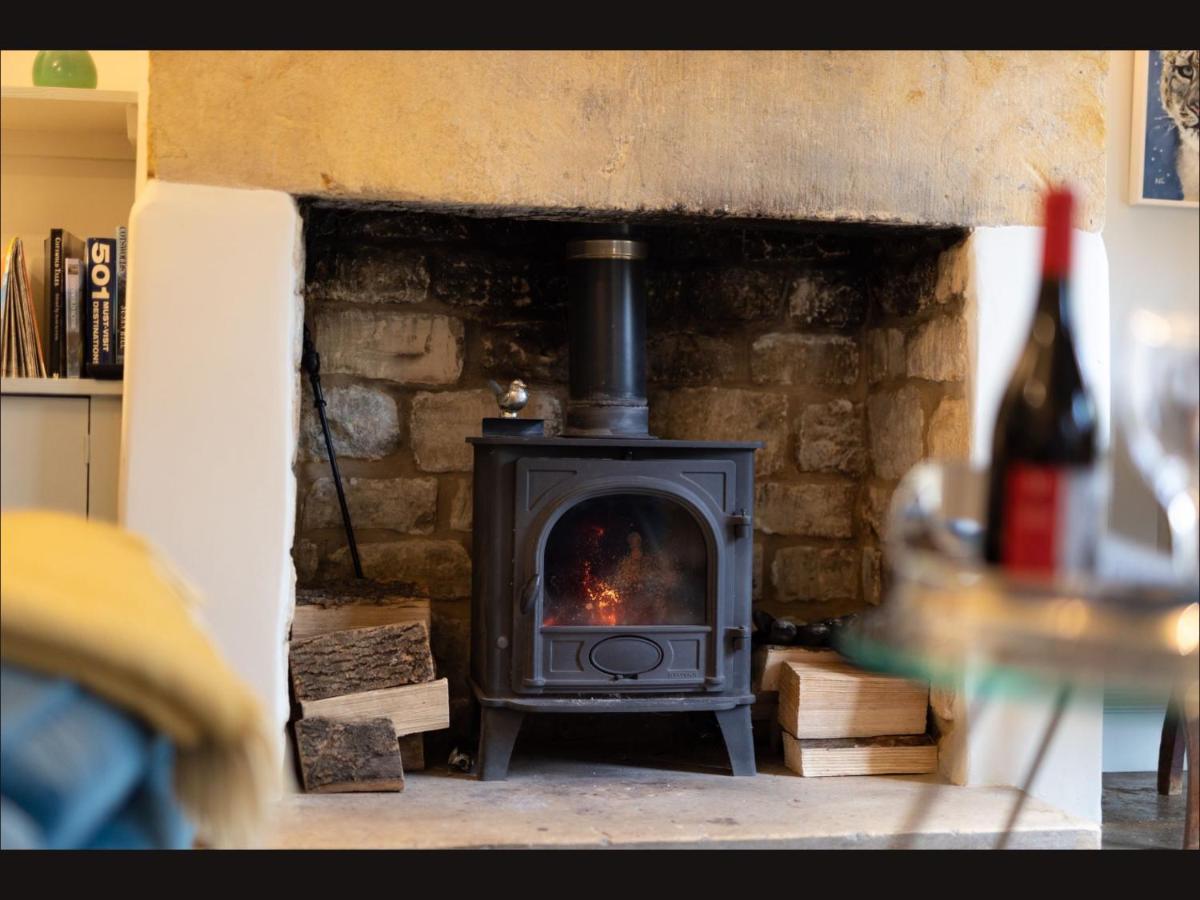 Wisteria Cottage , Pretty Cotswold Cottage Close To Chipping Campden Weston Subedge Exteriör bild