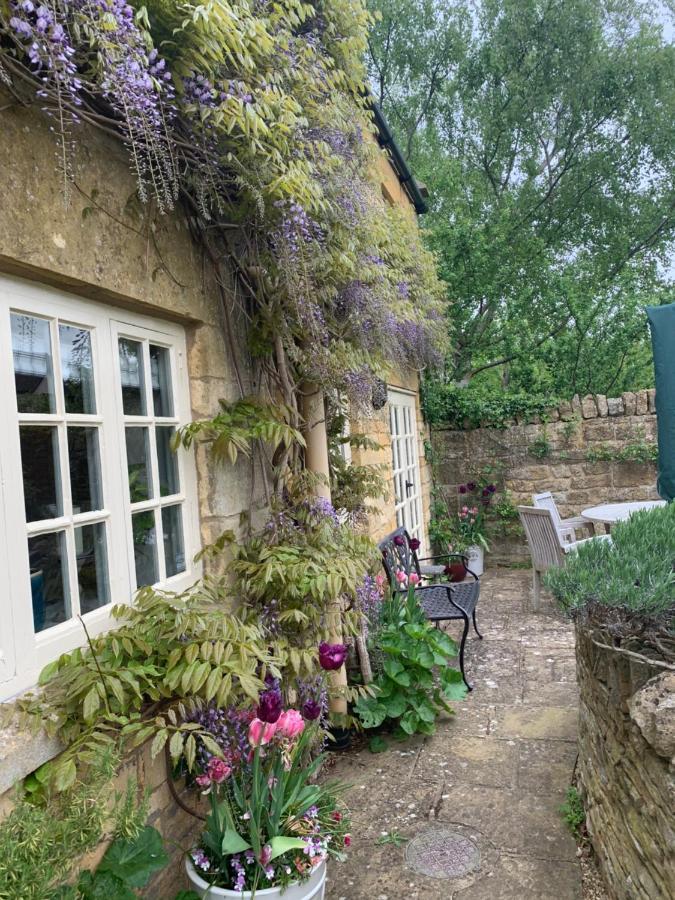 Wisteria Cottage , Pretty Cotswold Cottage Close To Chipping Campden Weston Subedge Exteriör bild